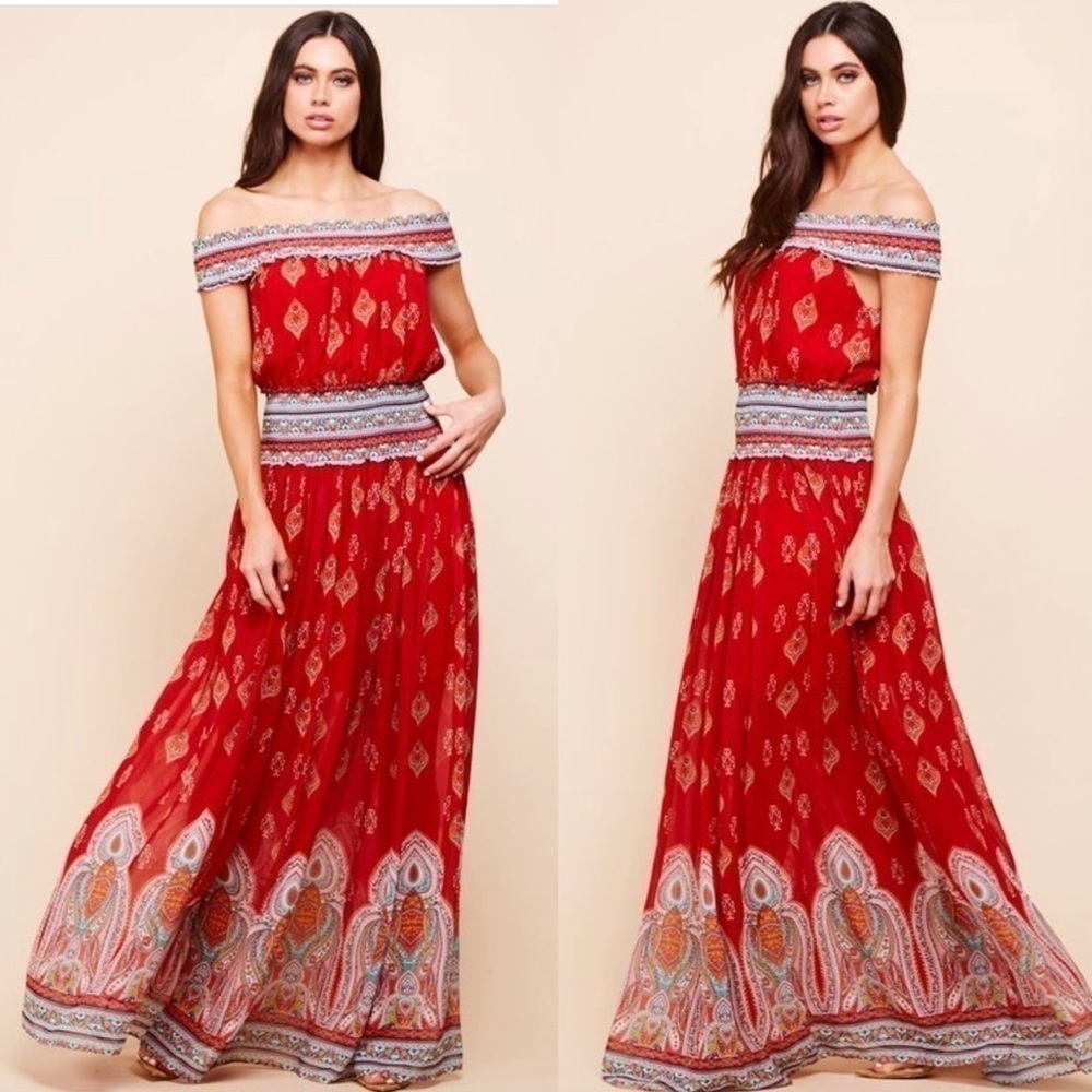 Off the-shoulder maxi dress